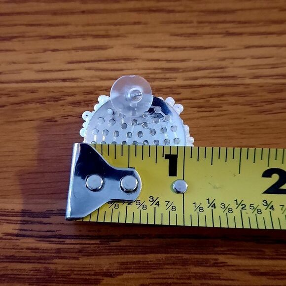 VINTAGE Beaded Pushbacks  - Picture 3 of 4